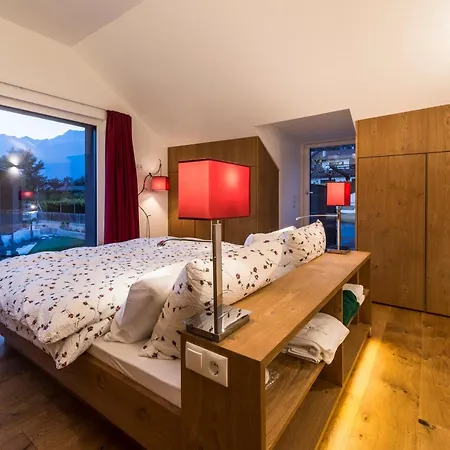 Merangardenvilla Chalet *