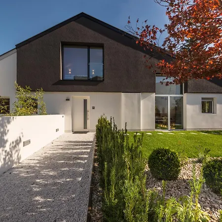 Merangardenvilla * Merano